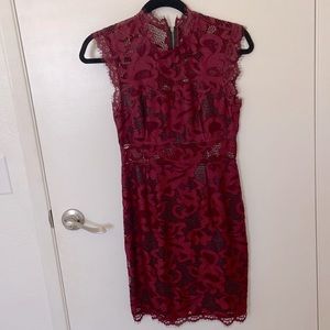 Stunning maroon lace mini dress 👗